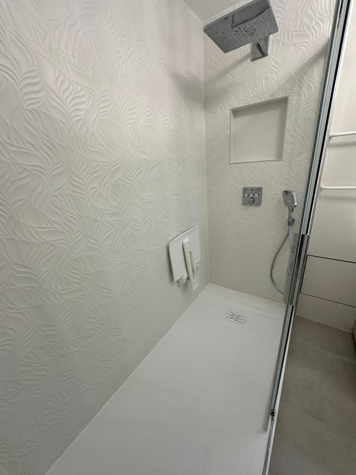 Entreprise rénovation salle de bain clés en main